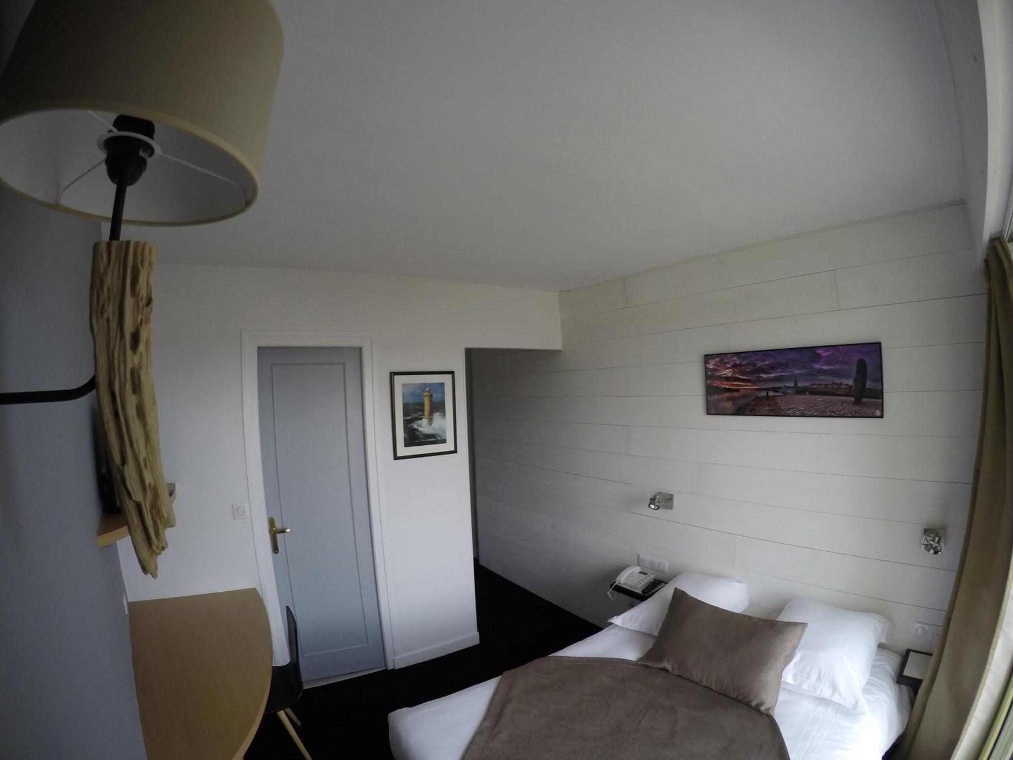 Hôtel Les Brises La Rochelle (Charente-Maritime) Quarto foto